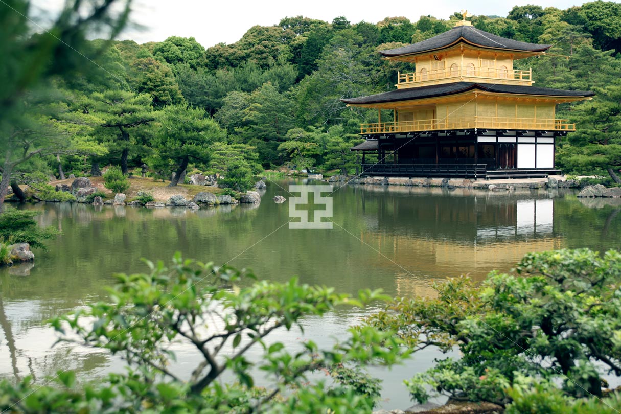 京都 金閣寺 画像 亞流