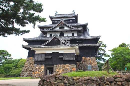 昼間の松江城